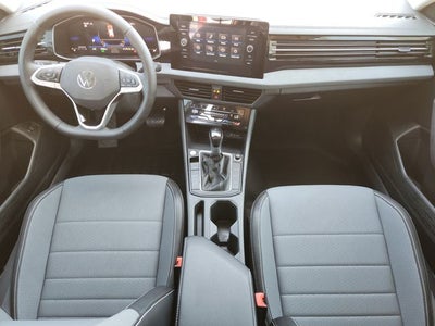 2025 Volkswagen Jetta 1.5T SE
