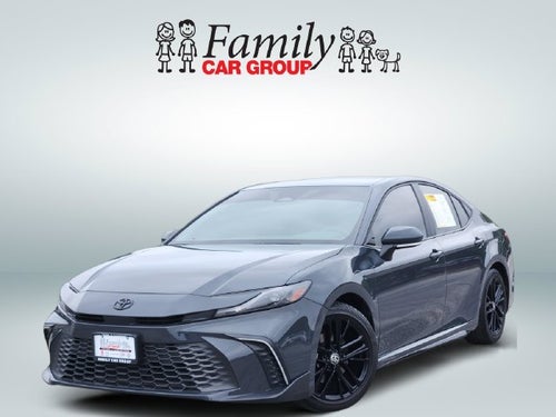 2025 Toyota Camry SE