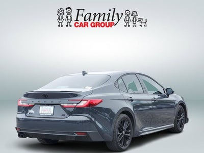 2025 Toyota Camry SE