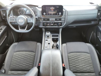 2024 Nissan Pathfinder S