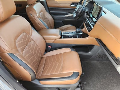 2022 Nissan Pathfinder Platinum