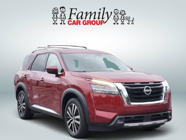 2023 Nissan Pathfinder Platinum