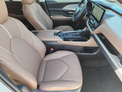 2025 Toyota Grand Highlander Platinum