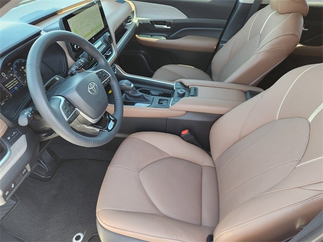 2025 Toyota Grand Highlander Platinum