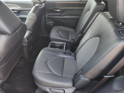 2025 Toyota Grand Highlander XLE