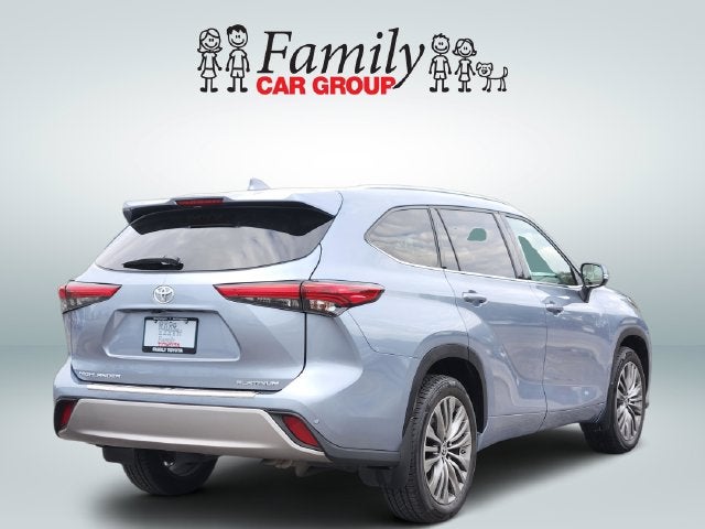 2022 Toyota Highlander Platinum