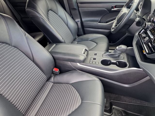 2024 Toyota Highlander XSE