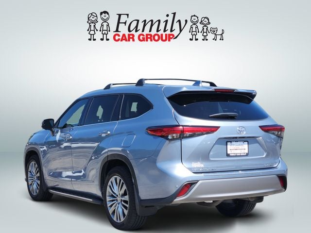 2023 Toyota Highlander Platinum