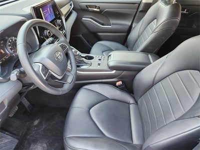 2024 Toyota Highlander XLE