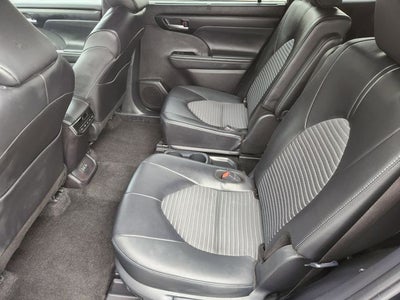 2025 Toyota Highlander XSE