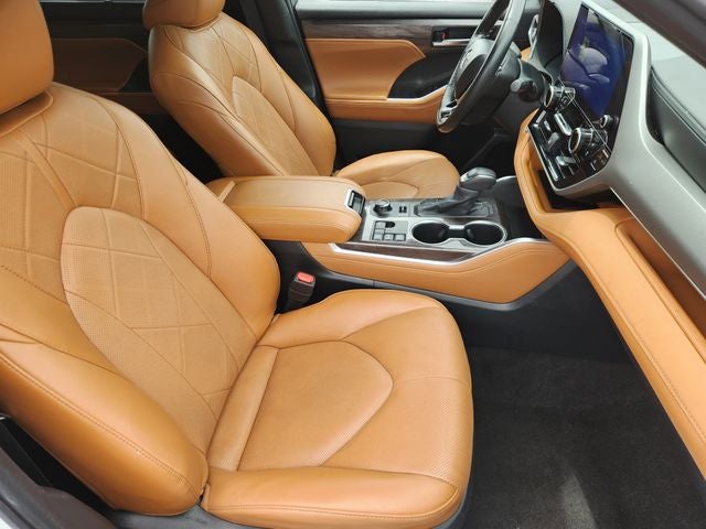 2024 Toyota Highlander Platinum