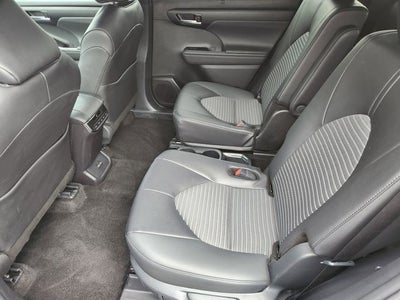 2025 Toyota Highlander XSE