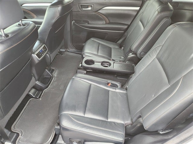 2016 Toyota Highlander XLE V6