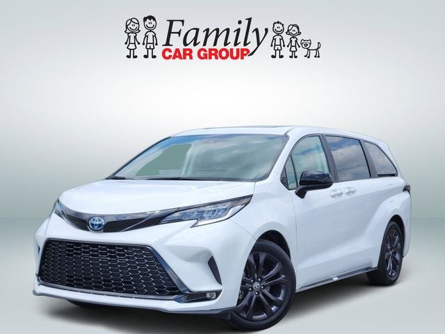2025 Toyota Sienna XSE 7 Passenger