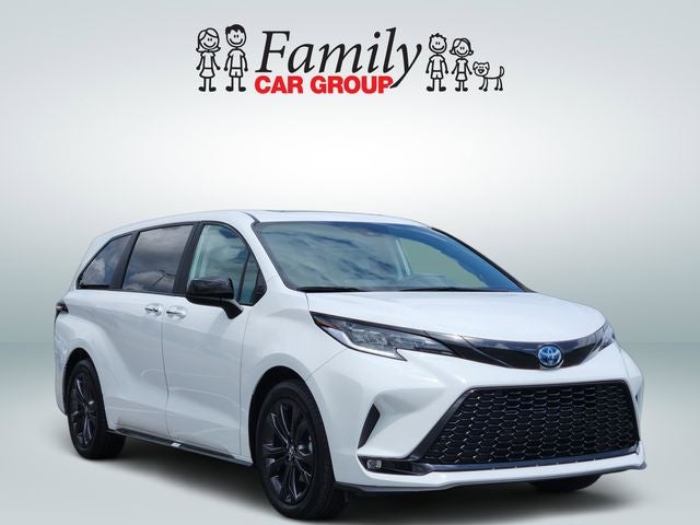 2025 Toyota Sienna XSE 7 Passenger