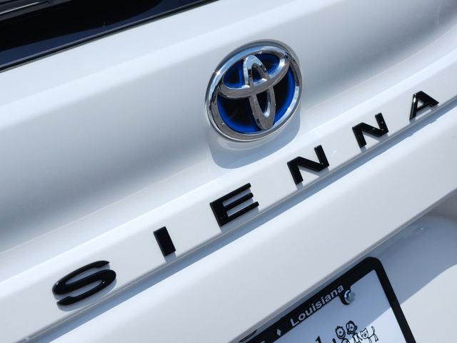2025 Toyota Sienna XSE 7 Passenger