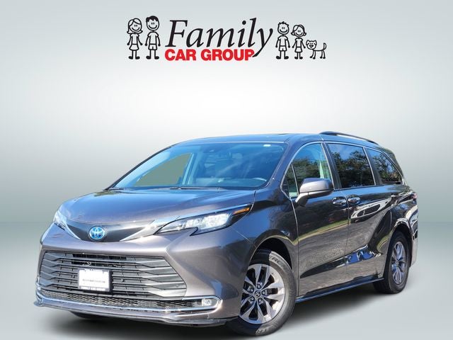 2022 Toyota Sienna XLE 7 Passenger
