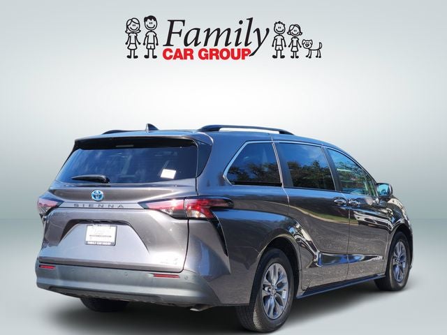 2022 Toyota Sienna XLE 7 Passenger