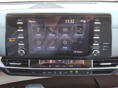2021 Toyota Sienna XLE 8 Passenger