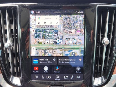 2024 Volvo S60 B5 Plus Dark Theme
