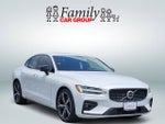2024 Volvo S60 B5 Plus Dark Theme
