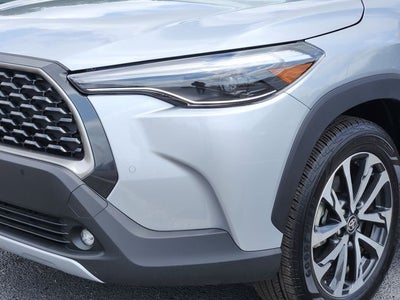 2025 Toyota Corolla Cross XLE