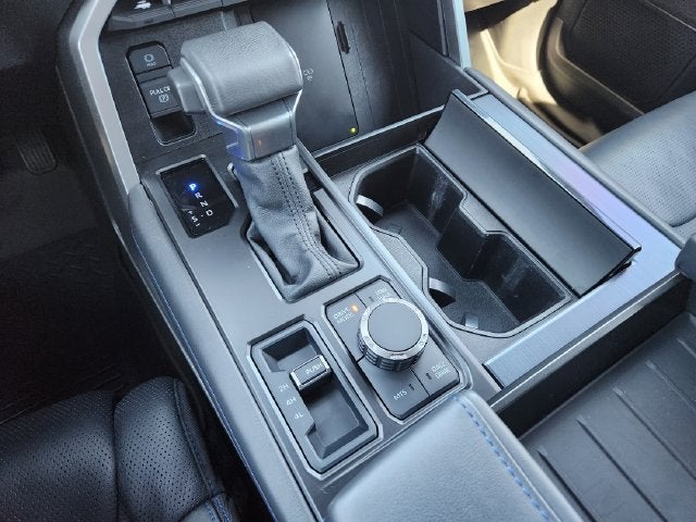 2025 Toyota Sequoia Platinum