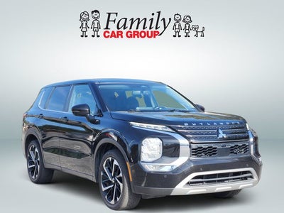 2024 Mitsubishi Outlander SE