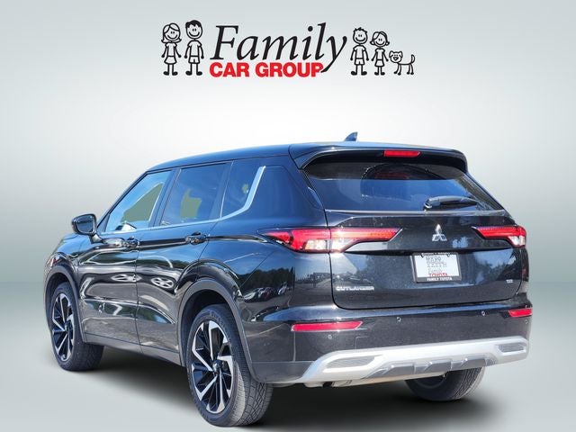 2024 Mitsubishi Outlander SE
