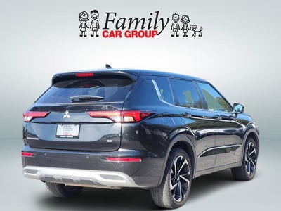 2024 Mitsubishi Outlander SE