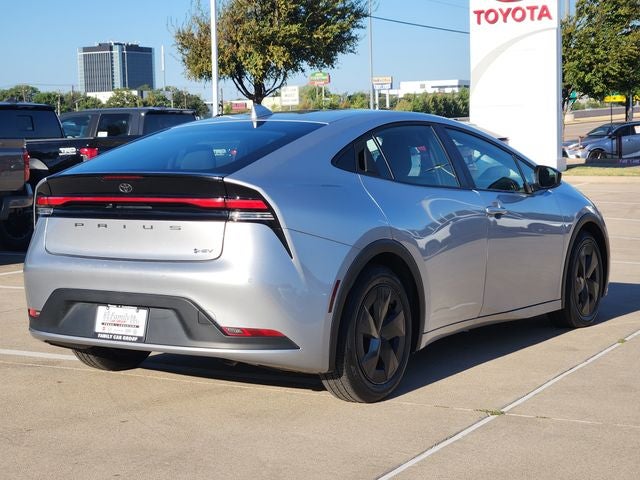 2025 Toyota Prius LE