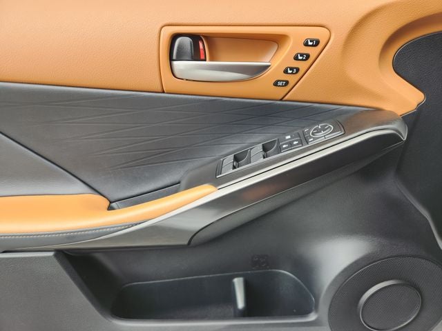 2022 Lexus IS 300