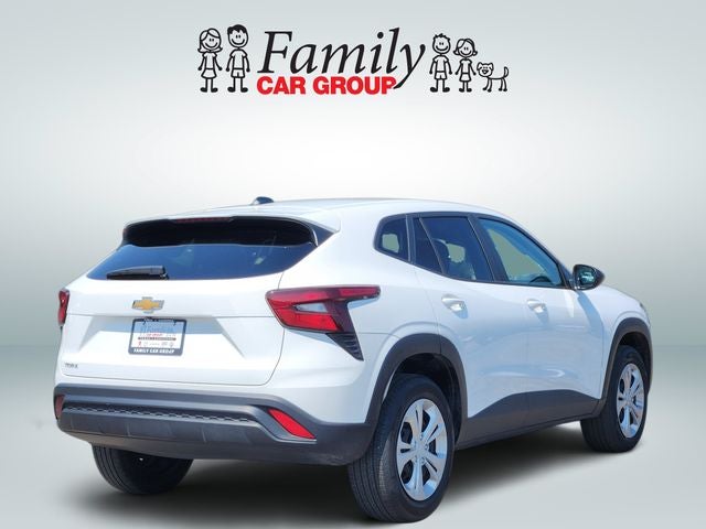 2025 Chevrolet Trax LS