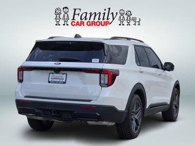 2025 Ford Explorer ST-Line