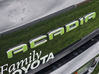 2024 GMC Acadia Denali