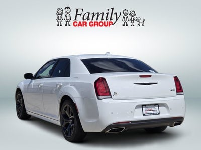 2023 Chrysler 300 Touring L