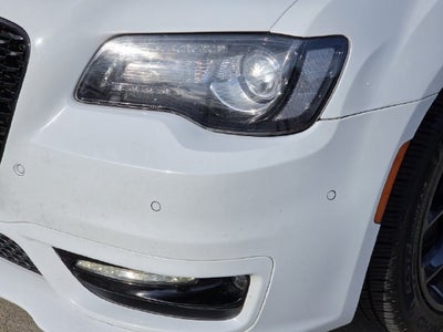 2023 Chrysler 300 Touring L