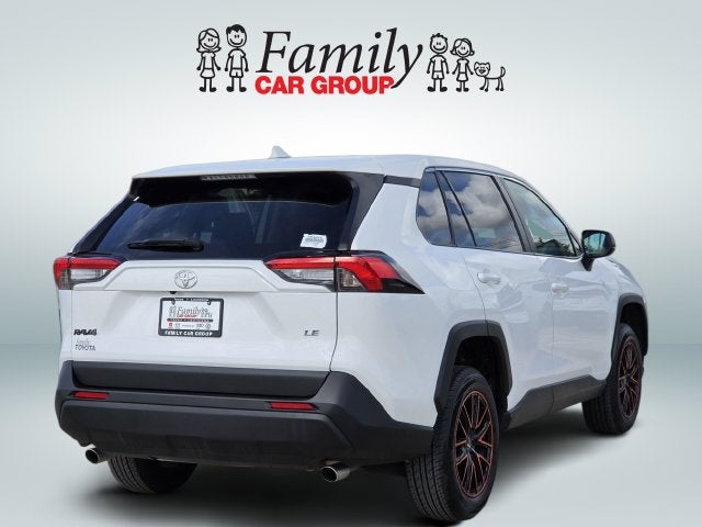 2024 Toyota RAV4 LE