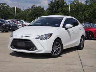 2019 Toyota Yaris LE