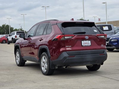 2021 Toyota RAV4 Hybrid XLE