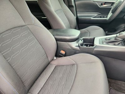 2023 Toyota RAV4 Hybrid SE