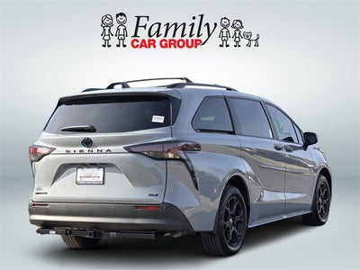 2025 Toyota Sienna Woodland Edition 7 Passenger