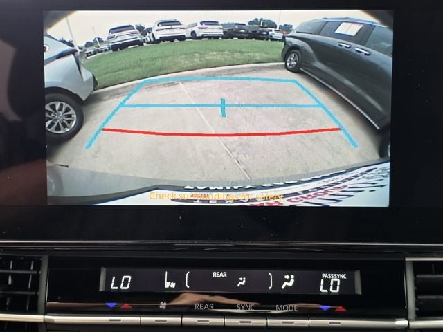 2025 Toyota Sienna Woodland Edition 7 Passenger