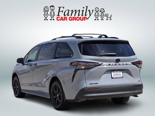 2025 Toyota Sienna Woodland Edition 7 Passenger