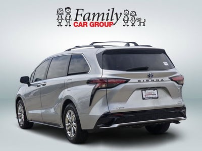 2022 Toyota Sienna XSE 7 Passenger