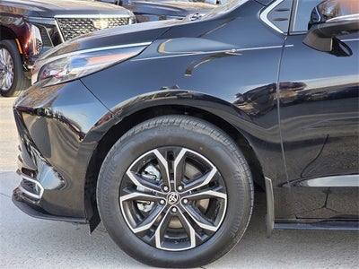 2025 Toyota Sienna Platinum 7 Passenger