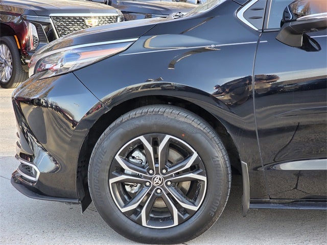 2025 Toyota Sienna Platinum 7 Passenger