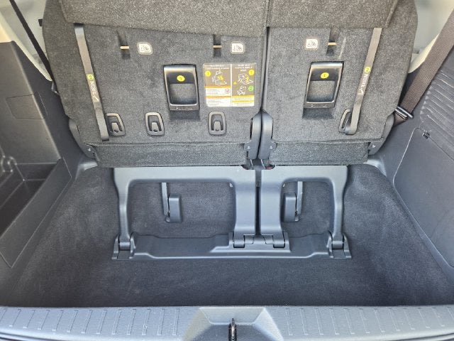 2026 Toyota Sienna Platinum 7 Passenger