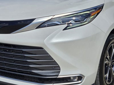 2026 Toyota Sienna Platinum 7 Passenger