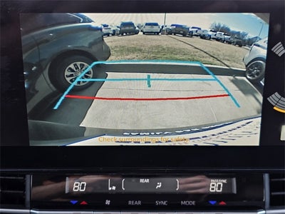 2025 Toyota Sienna XLE 8 Passenger